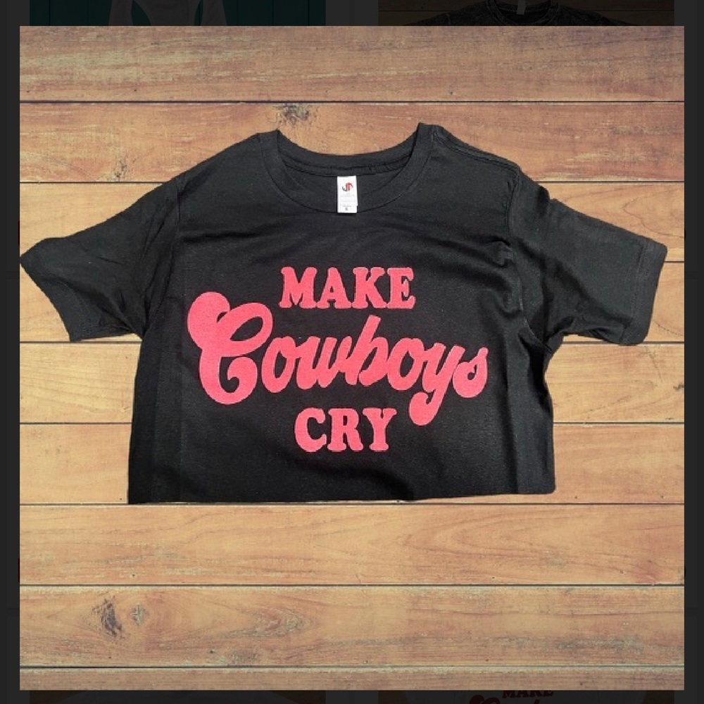 Make Cowboys Cry cropped tshirt